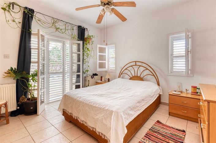 Image No.12-Bungalow de 4 chambres à vendre à Deryneia