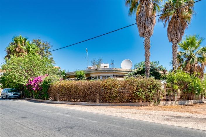 Image No.25-Bungalow de 4 chambres à vendre à Deryneia