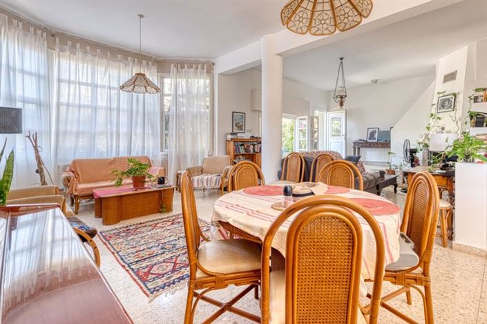 Image No.7-Bungalow de 4 chambres à vendre à Deryneia