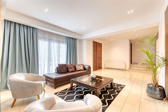 Image No.3-Bungalow de 4 chambres à vendre à Deryneia