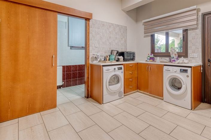 Image No.23-Bungalow de 4 chambres à vendre à Deryneia