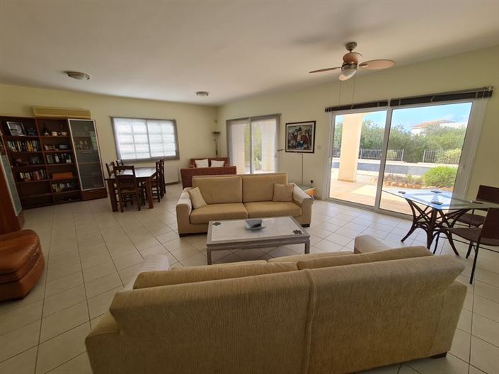 Image No.4-Villa de 3 chambres à vendre à Sea Caves