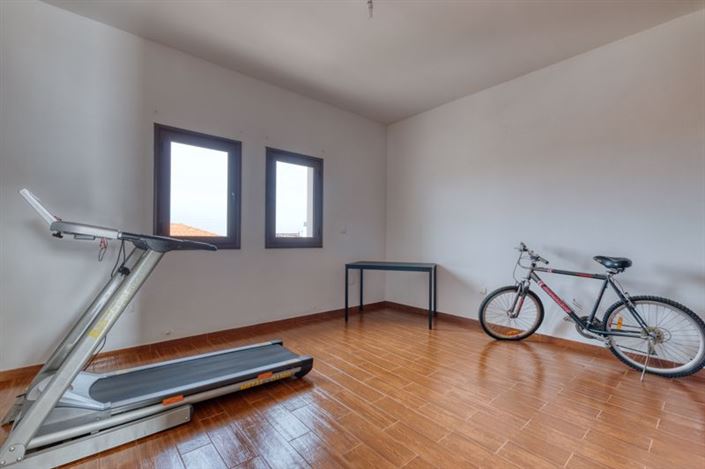 Image No.16-Villa de 4 chambres à vendre à Frenaros