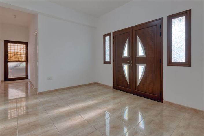 Image No.5-Villa de 4 chambres à vendre à Frenaros