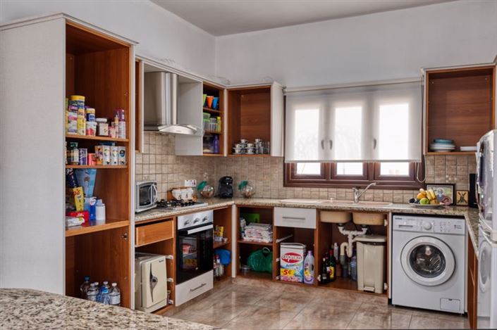 Image No.8-Villa de 4 chambres à vendre à Frenaros