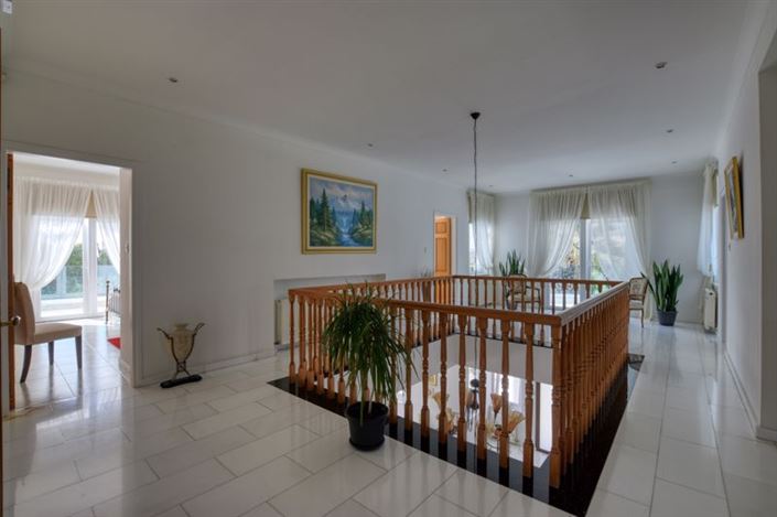 Image No.15-7 Bed Villa for sale