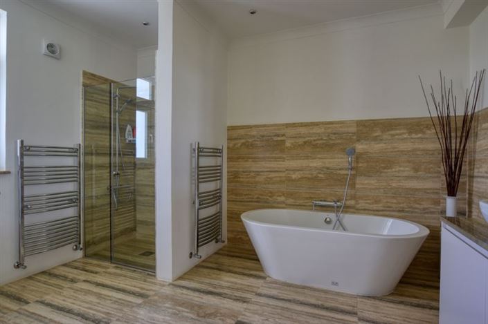 Image No.30-7 Bed Villa for sale