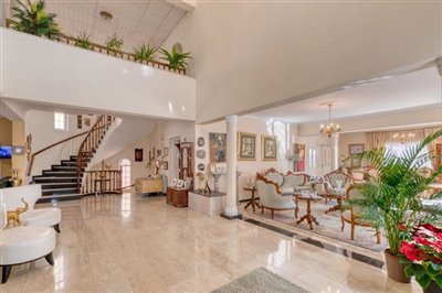 entrance-reception-2