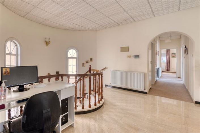 Image No.17-Villa de 7 chambres à vendre à Faneromeni