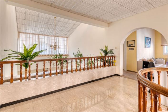 Image No.18-Villa de 7 chambres à vendre à Faneromeni