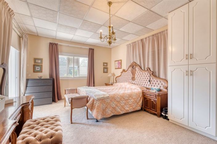 Image No.26-Villa de 7 chambres à vendre à Faneromeni