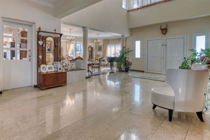 Image No.9-Villa de 7 chambres à vendre à Faneromeni