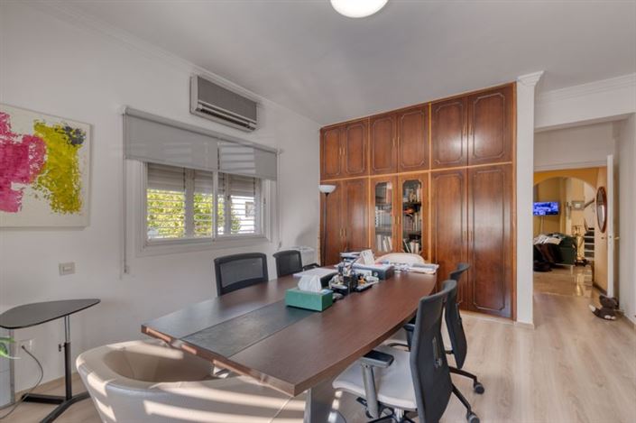 Image No.11-Villa de 7 chambres à vendre à Faneromeni