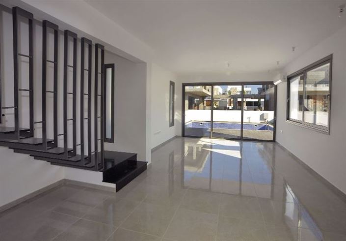 Image No.5-Villa de 4 chambres à vendre à Leivadia