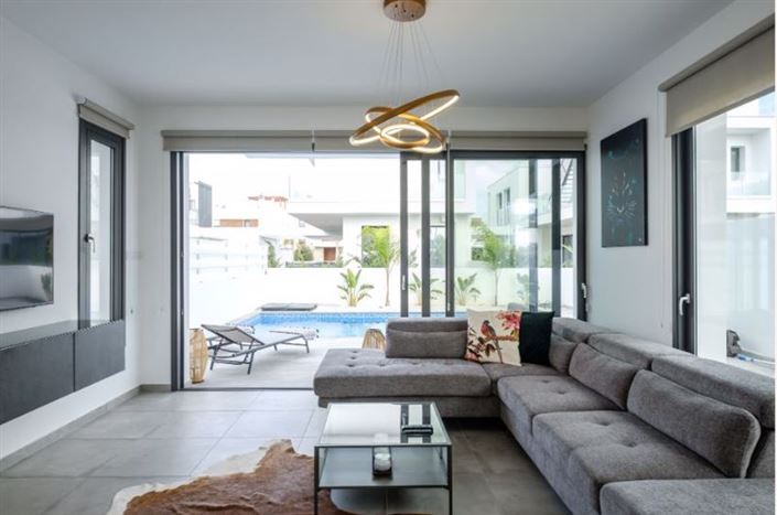 Image No.4-Villa de 5 chambres à vendre à Leivadia