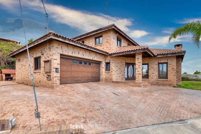 Image No.16-4 Bed Villa for sale