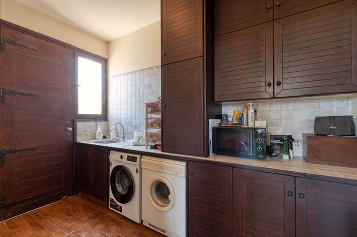 Image No.13-Villa de 6 chambres à vendre à Larnaca