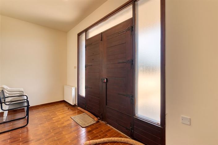 Image No.5-Villa de 6 chambres à vendre à Larnaca