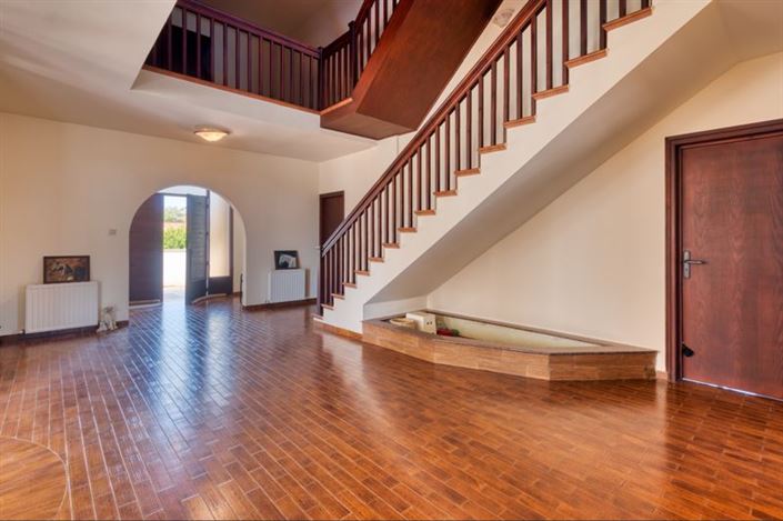 Image No.4-Villa de 6 chambres à vendre à Larnaca