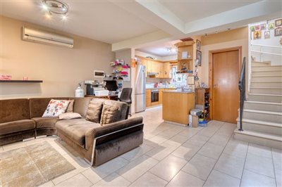 lounge-kitchen-dinning