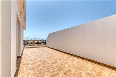 lounge-kitchen-dinning-balcony