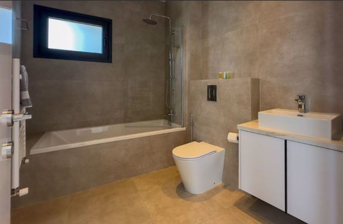 Image No.13-Villa de 4 chambres à vendre à Ayia Napa