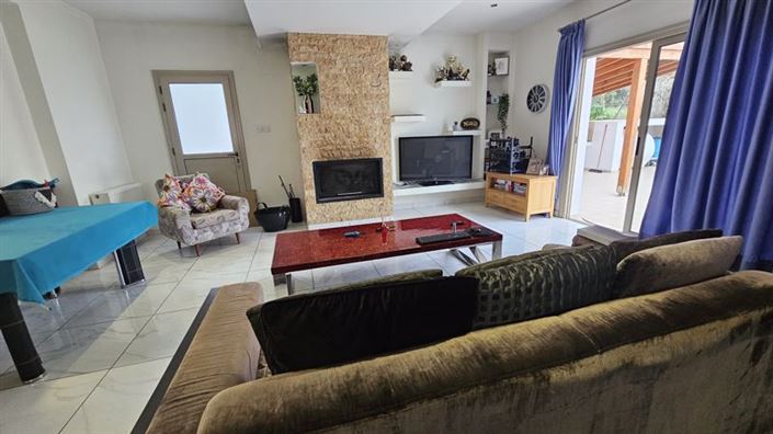 Image No.19-Villa de 5 chambres à vendre à Polemi