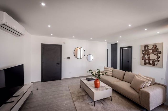 Image No.7-Appartement de 2 chambres à vendre à Larnaca