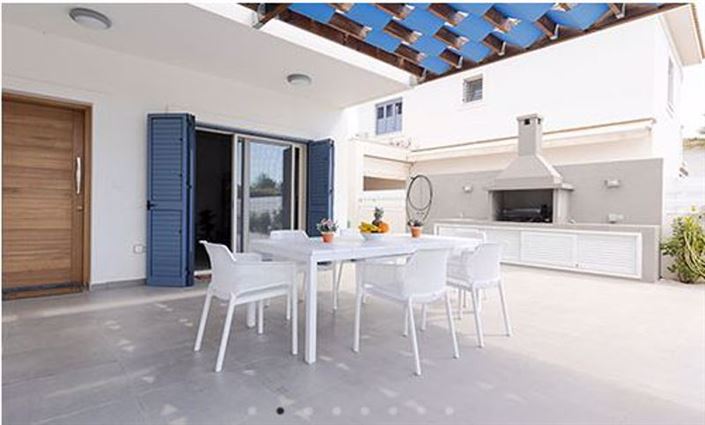 Image No.2-Villa de 3 chambres à vendre à Pervolia