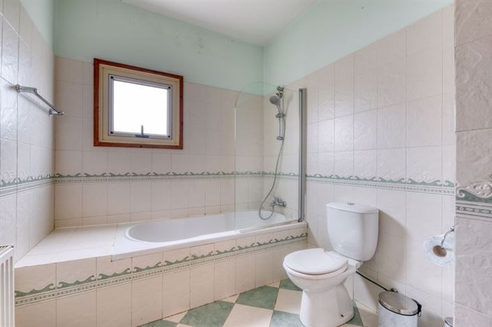 Image No.25-Villa de 4 chambres à vendre à Aradippou