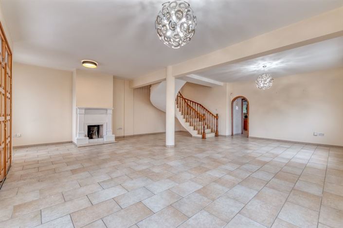 Image No.9-Villa de 4 chambres à vendre à Aradippou