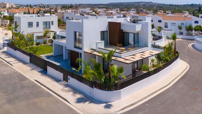 Image No.27-3 Bed Villa for sale