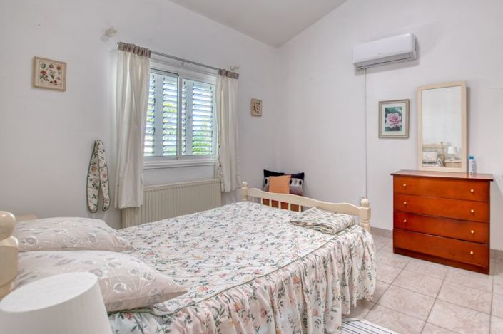 Image No.14-Bungalow de 4 chambres à vendre à Paralimni