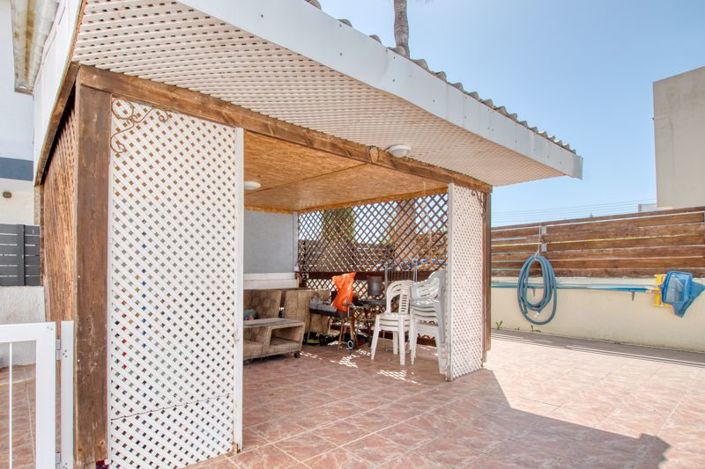 Image No.24-Bungalow de 4 chambres à vendre à Paralimni