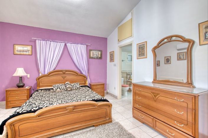 Image No.10-Bungalow de 4 chambres à vendre à Paralimni