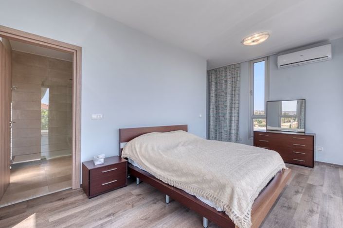 Image No.11-Villa de 6 chambres à vendre à Pylas