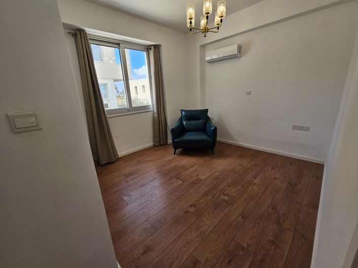 Image No.21-Villa de 4 chambres à vendre à Chloraka