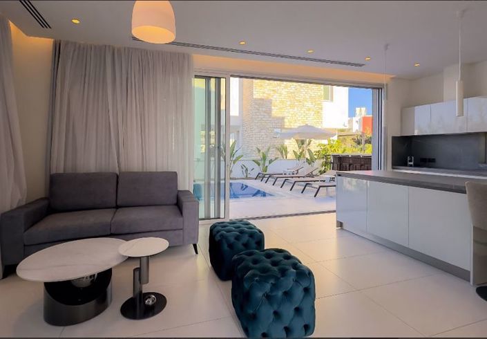 Image No.4-Villa de 4 chambres à vendre à Ayia Napa