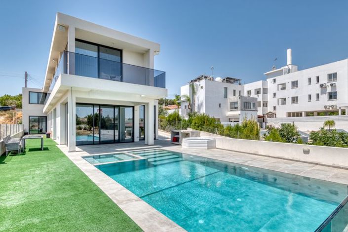 Image No.33-Villa de 4 chambres à vendre à Aradippou