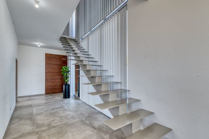 Image No.5-Villa de 4 chambres à vendre à Aradippou