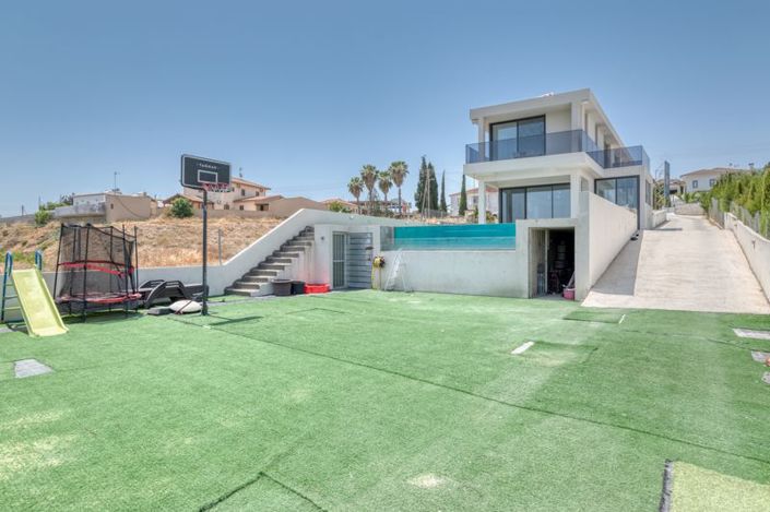 Image No.29-Villa de 4 chambres à vendre à Aradippou