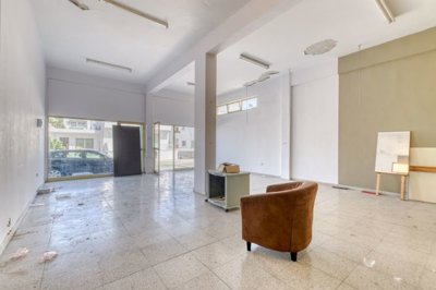 left-side-shop-interior-1