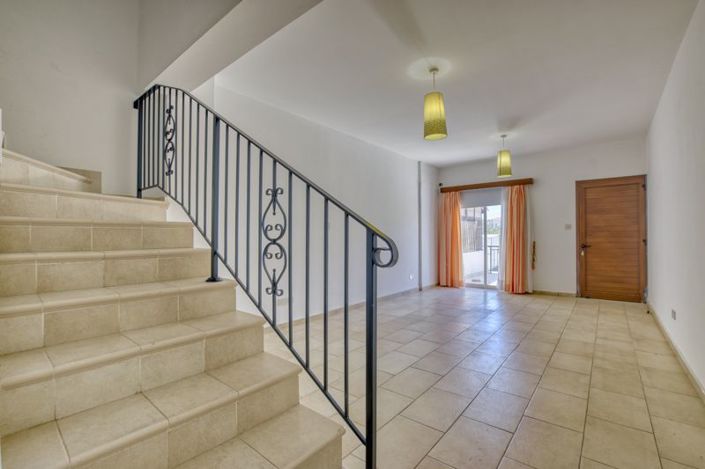 Image No.4-Villa de 2 chambres à vendre à Paralimni