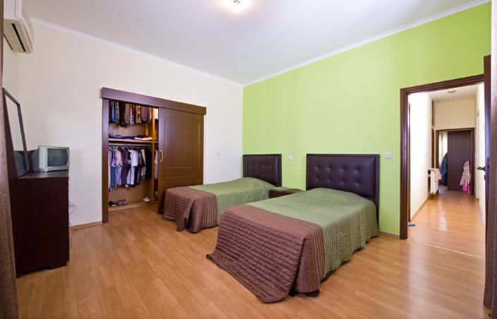 Image No.12-Bungalow de 4 chambres à vendre à Deryneia