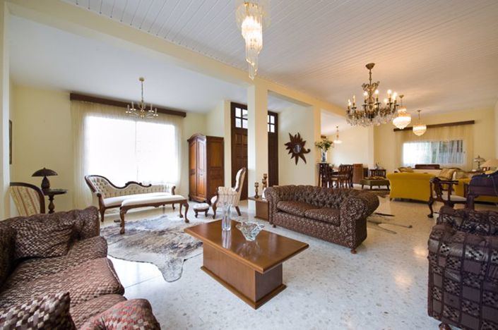 Image No.3-Bungalow de 4 chambres à vendre à Deryneia