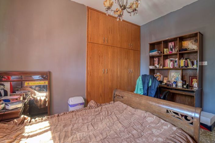 Image No.10-Bungalow de 4 chambres à vendre à Deryneia