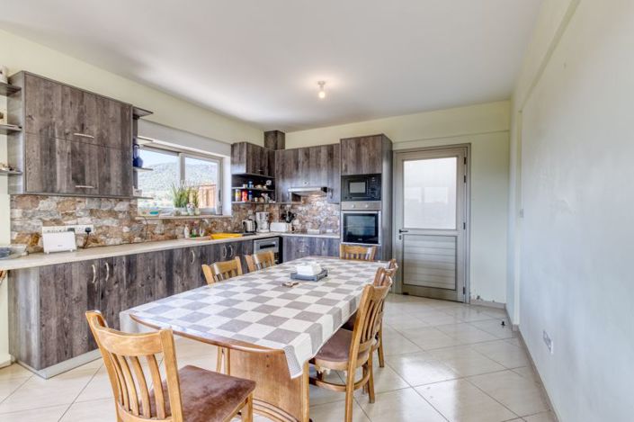 Image No.5-Villa de 7 chambres à vendre à Sha