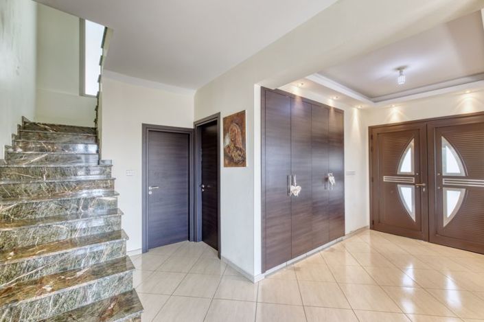 Image No.9-Villa de 7 chambres à vendre à Sha