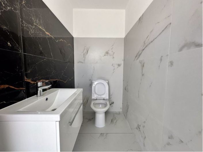 Image No.9-Appartement de 4 chambres à vendre à Larnaca