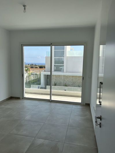 Image No.10-3 Bed Villa for sale